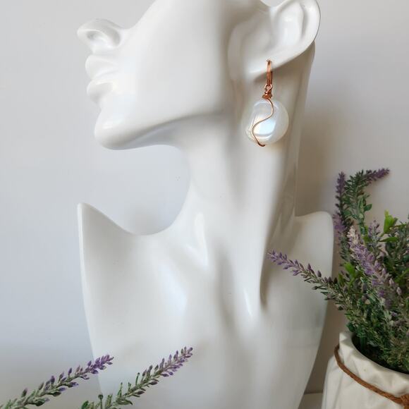 White Quartz Stone & Copper Wire Wrapped Earrings - Picture 4 of 8